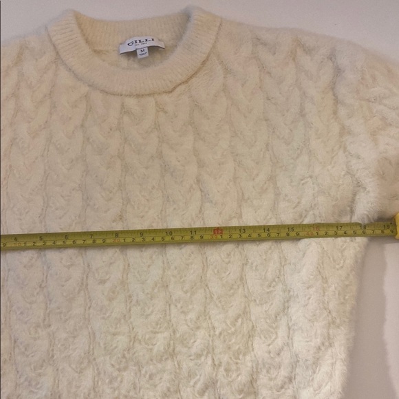 Gilli Women's Ivory/Cream Cable Knit Angora-Look Sweater - Picture 5 of 6